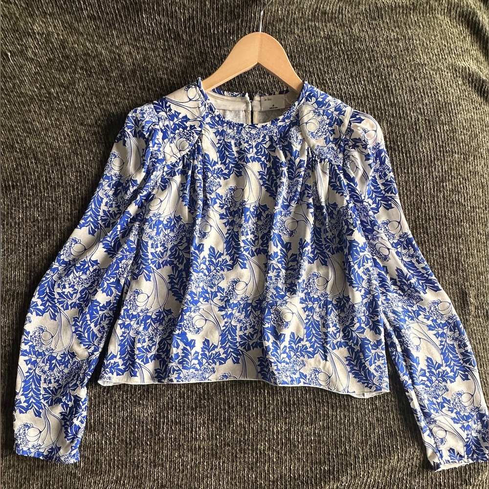 RARE Aritzia Le Fou 100% Silk Blouse in M